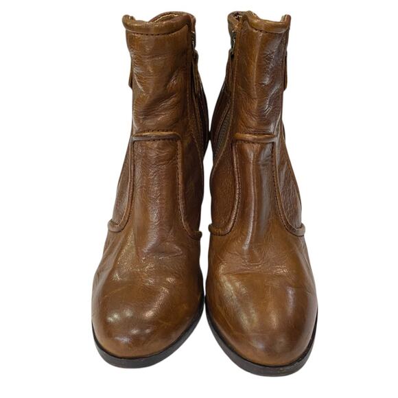 FRYE SYLVIA PIPING Bootie Boot Leather Ankle High Heel Zippers Brown Size 9 - Picture 2 of 8